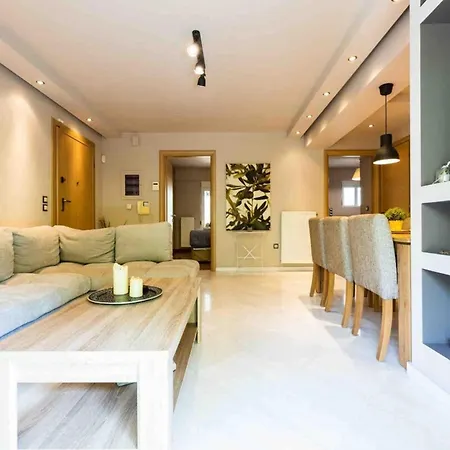 The Garden House At Alimos Apartment *