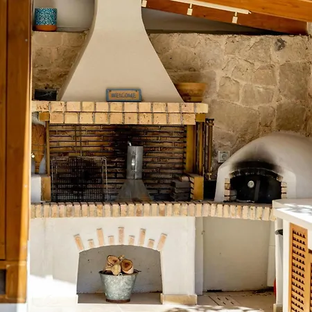 Apartment The Garden House At Alimos *